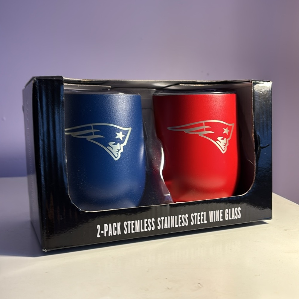 NE Patriots Stemless Stainless Steel Set of 2 Wine Tumblers - New Boxed Set 🏈